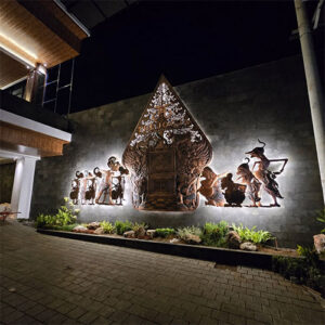 Gunungan Wayang